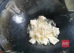 Illustration of how to make a bowl of Xiang flavor 4