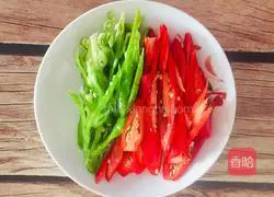 Bamboo shoots fried with meat Practice illustration 3