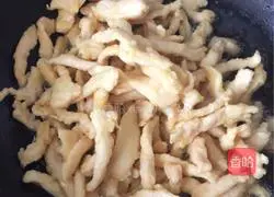 Illustration of how to make sweet and sour chicken tenders 3