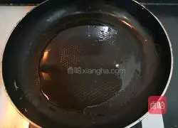 Illustration of how to make scrambled eggs with lettuce 13