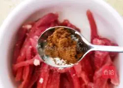 Illustration of how to make fried meat with potatoes and onions 6