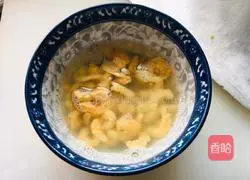 Illustration of how to make sea rice mixed with bitter melon 1