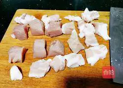 Illustration of how to welcome the new year with jade lamp 6