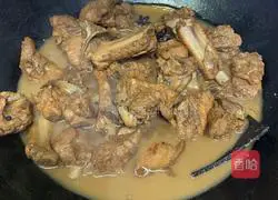 Illustration of homemade braised pork ribs 9