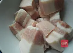 Illustration of how to cook quail eggs with meat 3