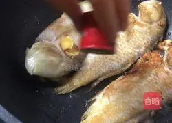 Chaoshan Pan-fried Parrotfish Recipe Illustration 5