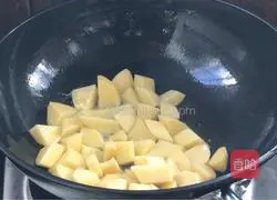 Illustration of how to cook chicken with mushrooms and potatoes 12