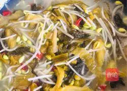 Illustration of how to make pickled fish 6