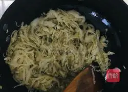 Illustration of how to make fresh edges 5