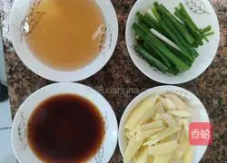 Illustration of how to make spicy fried clams 4