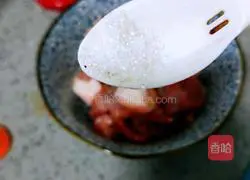 Illustration of how to make fried pork slices with king oyster mushroom 7
