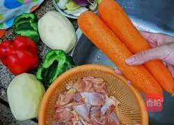 Illustration of how to make curry chicken legs 1