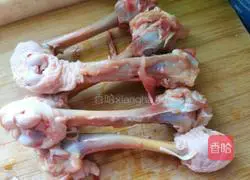 Illustration of how to make potato chicken nuggets 1