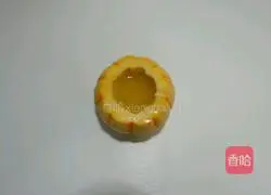 Illustration of how to make pumpkin steamed eggs 5