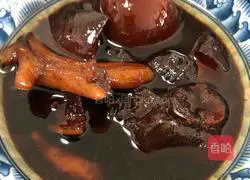 Illustration of how to make sweet vinegar pig's feet and ginger 16