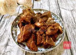 Illustration of how to make sauce bones 7