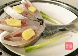 Illustration of how to make fan fish 5