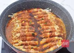 Illustration of how to make enoki mushroom and fat beef roll bento 13