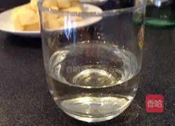 Illustration of how to make curry chicken rice 4