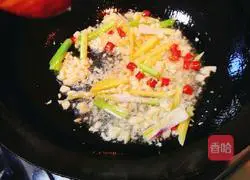 Illustration of Beer Braised Crayfish 5