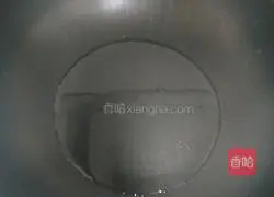 Illustration of the classic home-cooked mackerel with garlic sauce 5