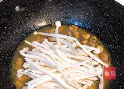 Illustration of how to make braised chicken with seafood and mushrooms 8