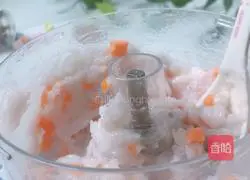 Illustration of how to make fresh and tender squid balls for baby food supplement 5