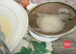 Illustration of how to make meat floss and egg custard 5