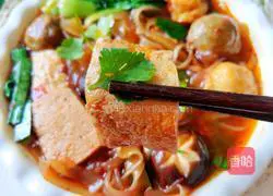 Illustration of homemade spicy hotpot 2