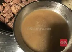 Illustration of Homemade Braised Duck with Perilla Vermicelli 2