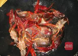 Garlic Crayfish Recipe Illustration 3