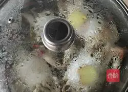 Illustration of how to make steamed flying crabs 6