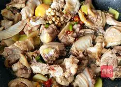 Illustration of Braised Mushroom and Chicken Nuggets 10