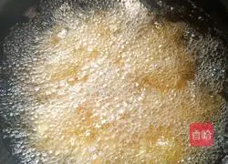 Illustration of how to make shredded sweet potatoes 4