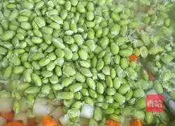 Illustration of home-cooked Kung Pao Chicken 3