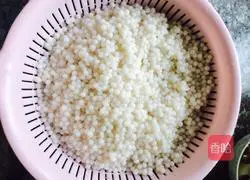 Illustration of how to make lean meat pearl powder 4