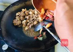 Illustration of how to make beer duck casserole 7