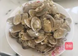 Illustration of how to make garlic scallops 4