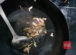 Celery and fried shredded pork Practice illustration 7