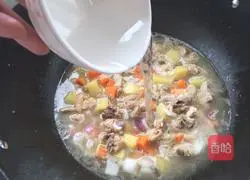 Curry Potato Braised Chicken Practice illustration 5