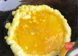 Illustration of how to make fried cabbage with eggs 9