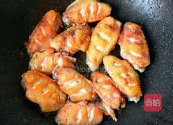 Illustration of how to make spicy and crispy chicken wings 7