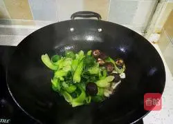 Illustrations of how to make love lunch boxes during the epidemic 7