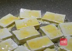 Illustration of how to make egg-wrapped tofu 7