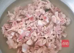 Illustration of how to make spicy chicken offal 6