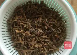 Illustration of how to make roasted pork with dried beans 2