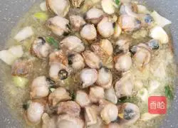 Illustration of how to make cabbage and scallops 4