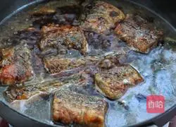 Illustration of braised mackerel cubes 9