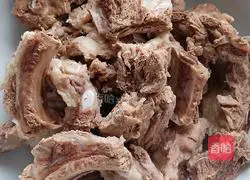 Illustration of braised pork ribs 2