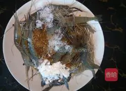 Illustration of how to make golden shrimp 1